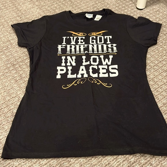 NWT GARTH BROOKS T-SHIRT! - Picture 1 of 4